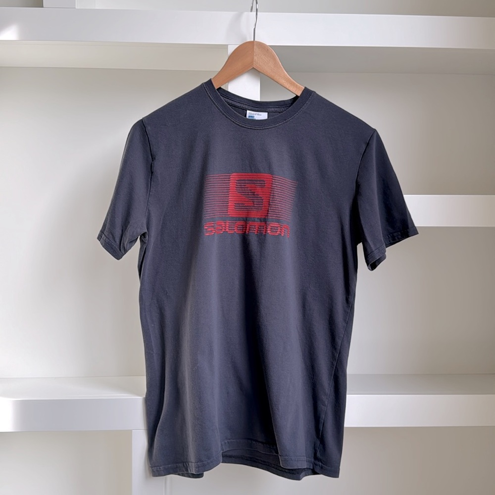 Salomon Men’s Graphic Logo T shirt in dark blue